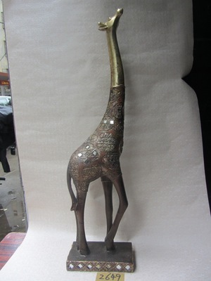 树脂陶瓷工艺品 长鹿伸颈的艺术魅力与市场探析