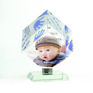 水晶旋转方体 当创意礼品遇上健身哲学，礼赠艺术中的力量美学